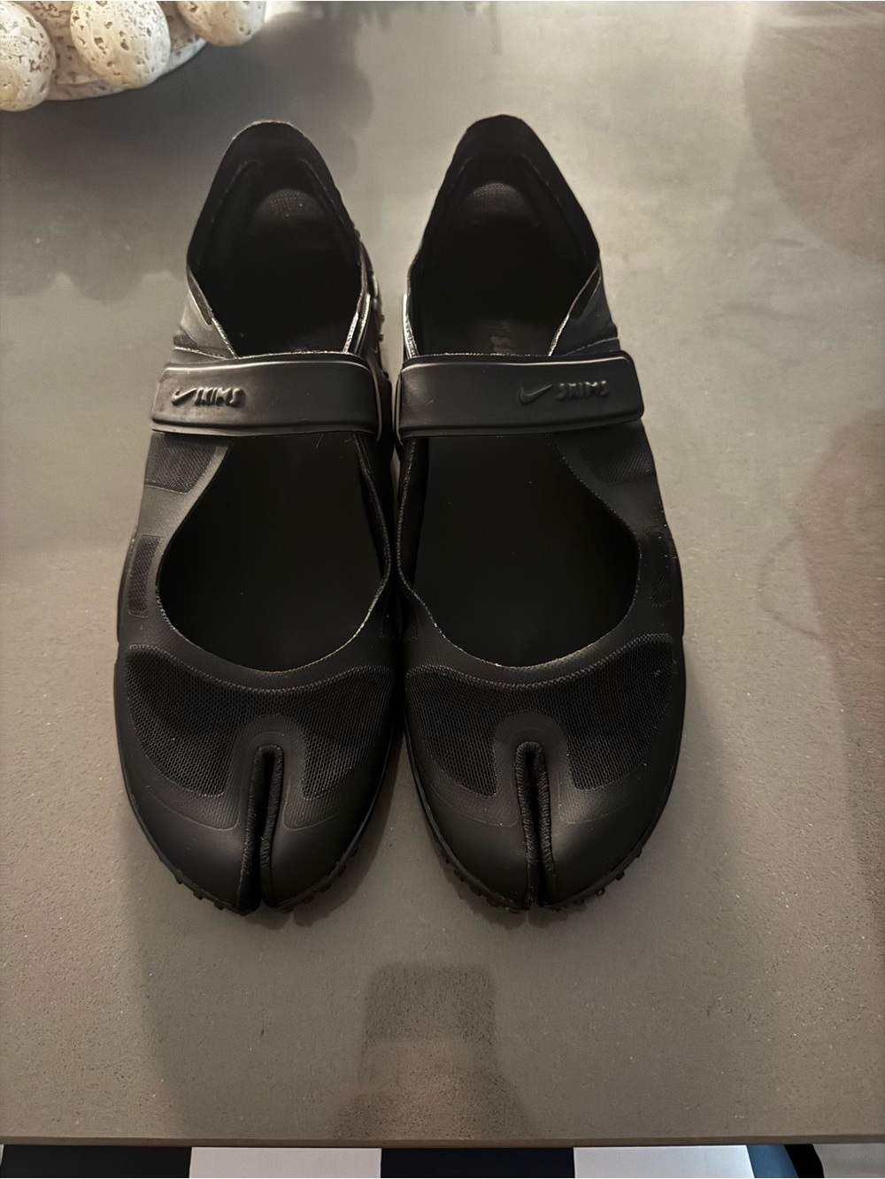 Skims x Nike Tabi rifts
